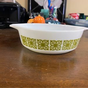 Vintage pyrex 1 quart